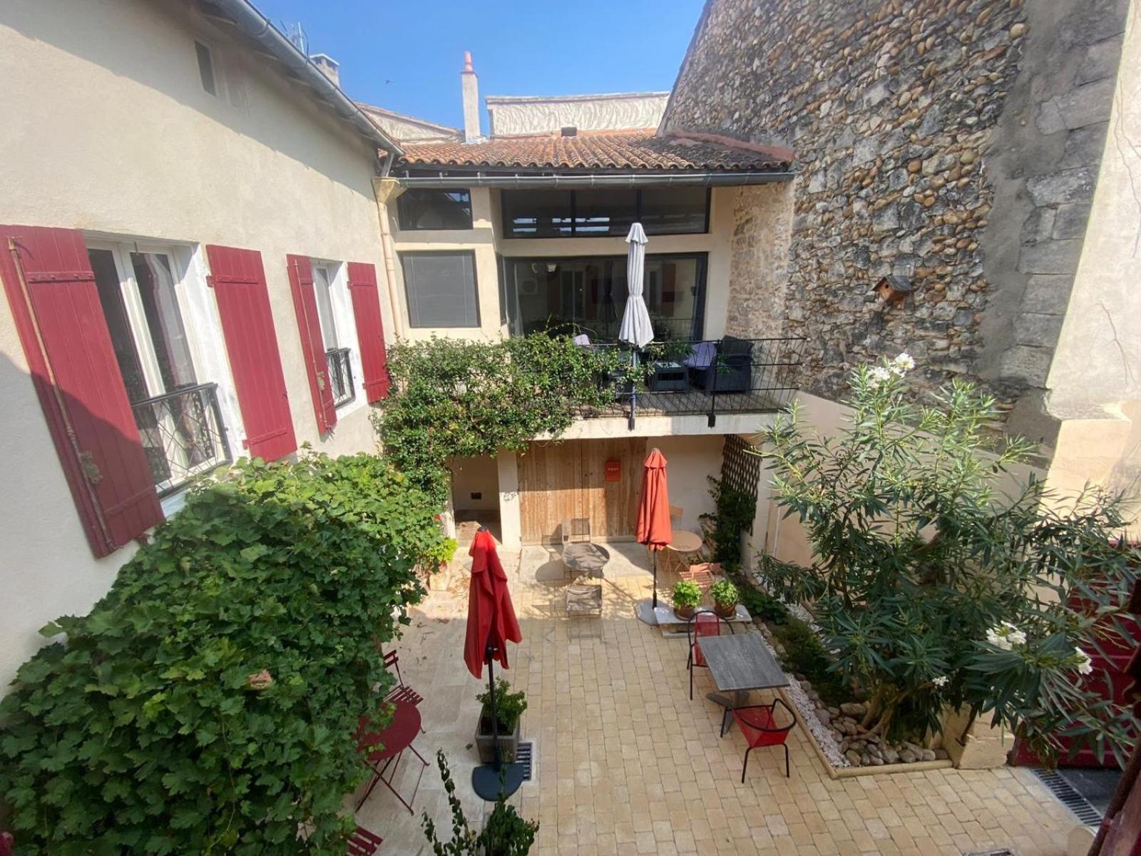 EyraguesInstant En Provenceアパートメント エクステリア 写真